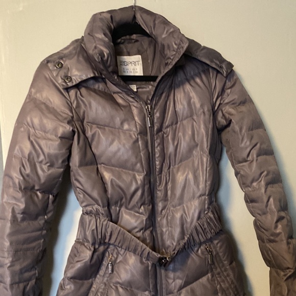 Beautiful colour down jacket Esprit, size UK 6/ XS - Picture 1 of 5